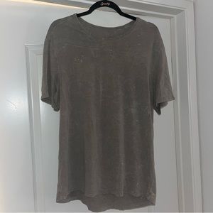Lululemon men’s acid wash tee